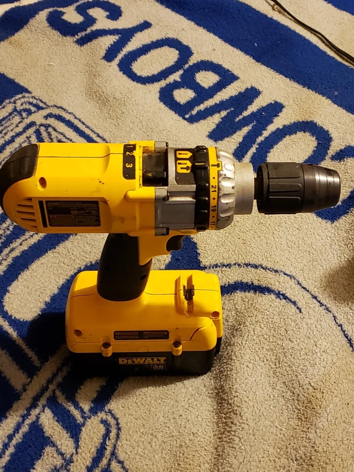 Dewalt 36 Volt 1/2 " Combo - Image 2 of 4