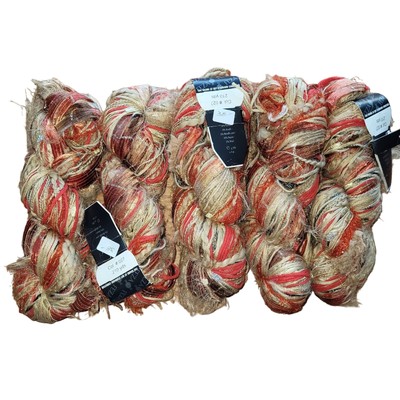 Feza Premier Mixed Content Hand Tied Yarn Col #027 1050 yards Red tan Lot of 5