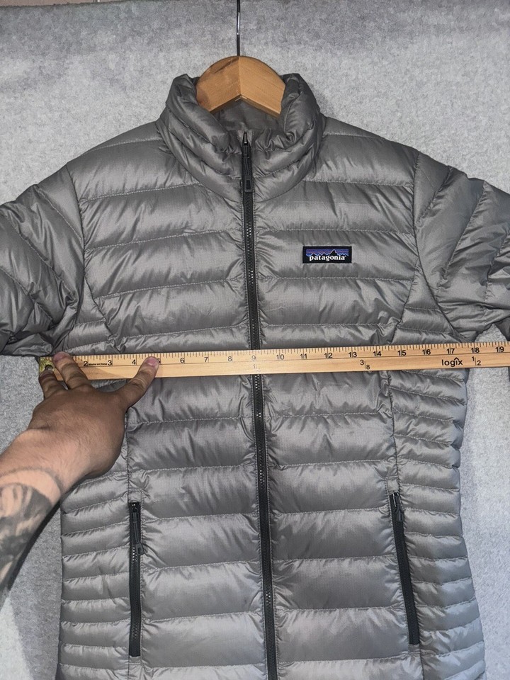Patagonia Women's Down Sweater Jacket Puffer XS Goose Down Insulated