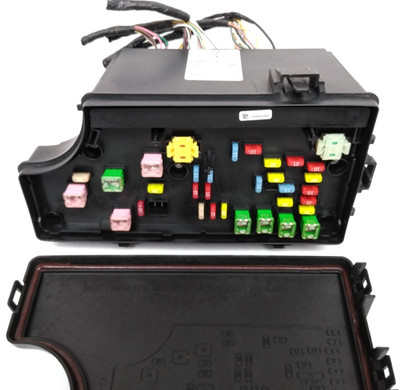 04692346AD Chrysler 2011-2014 200 Dodge Avenger Fuse Box Front Engine Bay E71