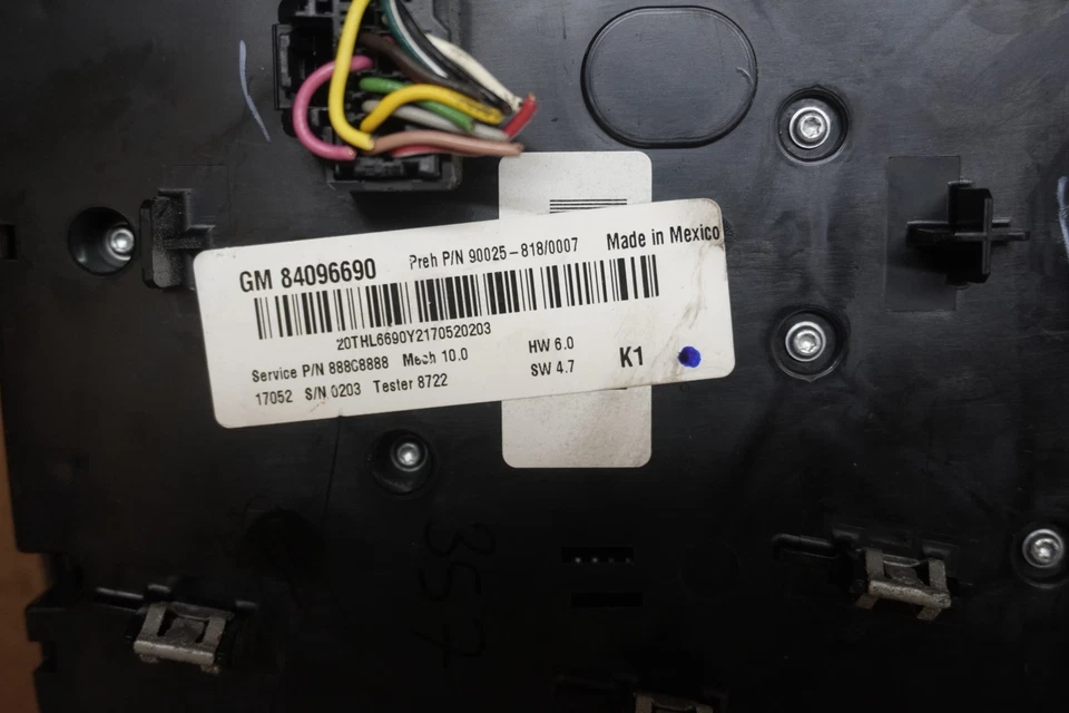 GMC Terrain SLE 2016 2017 AC temperatura medios radio control panel OEM 84096690 Foto 3 de 4