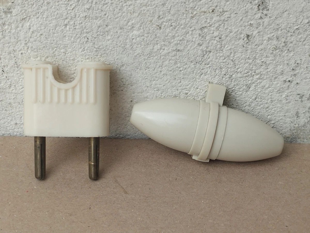 Ancien Interrupteur Ou Prise Zeppelin En Bakélite – Style Art Déco