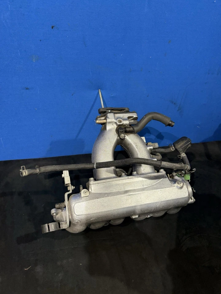 Lexus IS300 2005 colector de admisión superior del motor Foto 3 de 4