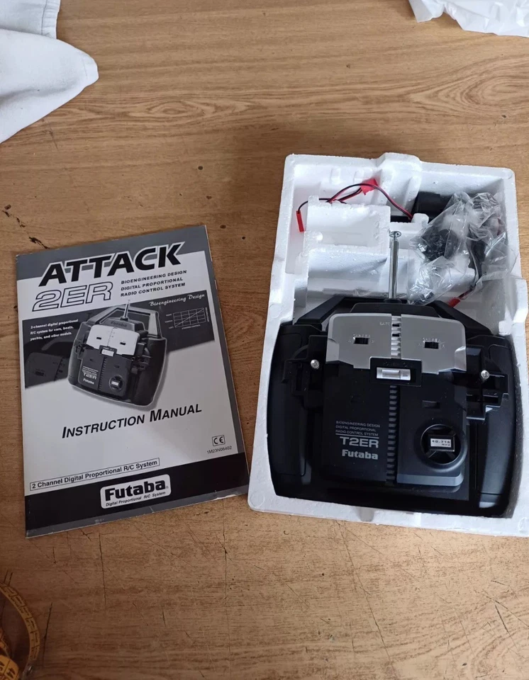 Radiocomando Attack T2ER Futaba Radio Controll Rc 2 Channel SENZA TRASMETTITORE - Immagine 2 di 3