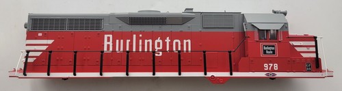 Lionel 38868-2 GP-35 Burlington CB&Q GP-35 Diesel Locomotive Shell #978 | Condition: New