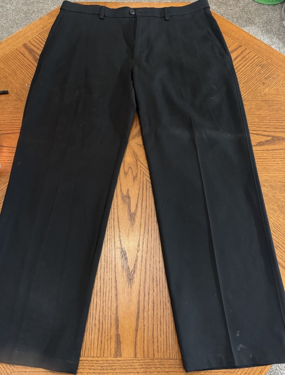 haggar mens dress pants 4-Way Stretch Pants, Flat Front in Light Grey Haggars new and improved version of Americas #1 Haggar Men's Performance Comfort Stretch