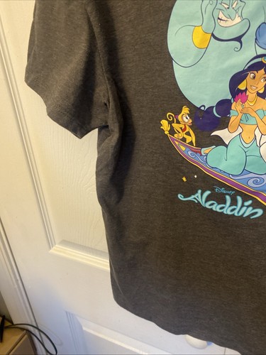 Disney Shirt Womens Small Gray Princess Jasmine & Aladdin Short Sleeves Casual - Picture 3 of 6