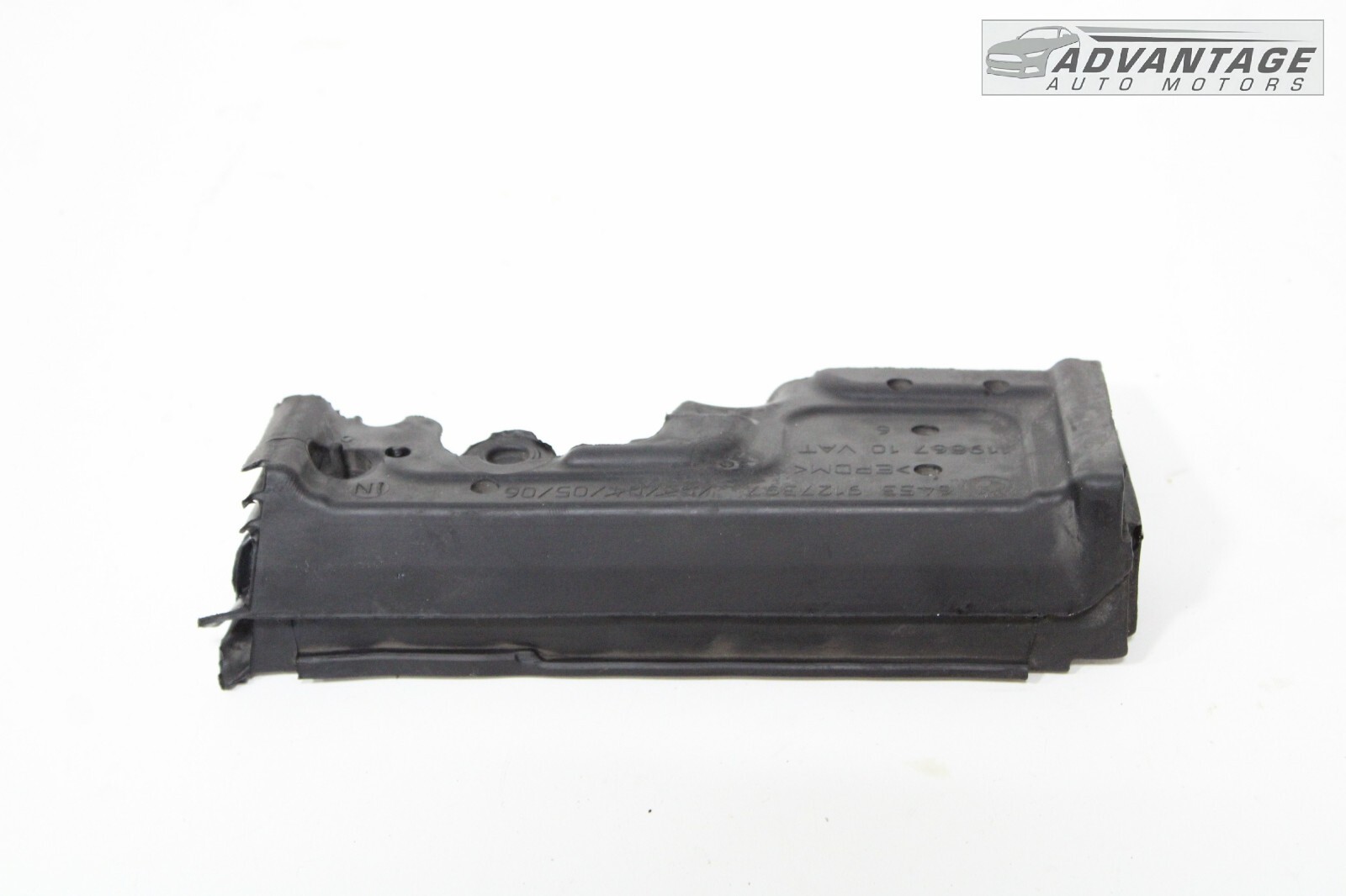 2011-2016 BMW 535I F10 3.0L RIGHT SIDE UPPER ENGINE GROMMET BOTTOM BAY OEM