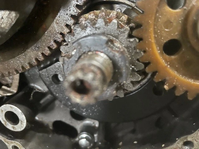 DAELIM VJ 125 crankshaft 2010 - Image 2 of 3