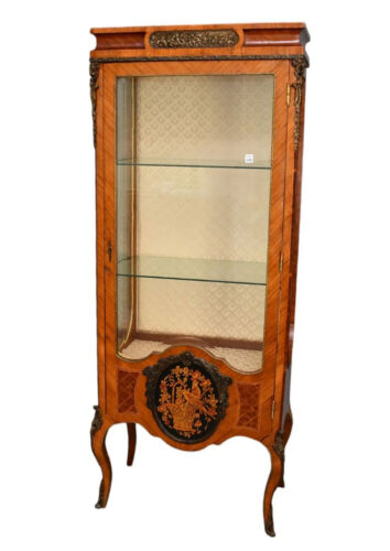 Antique French Style Display Cabinet Vitrine.