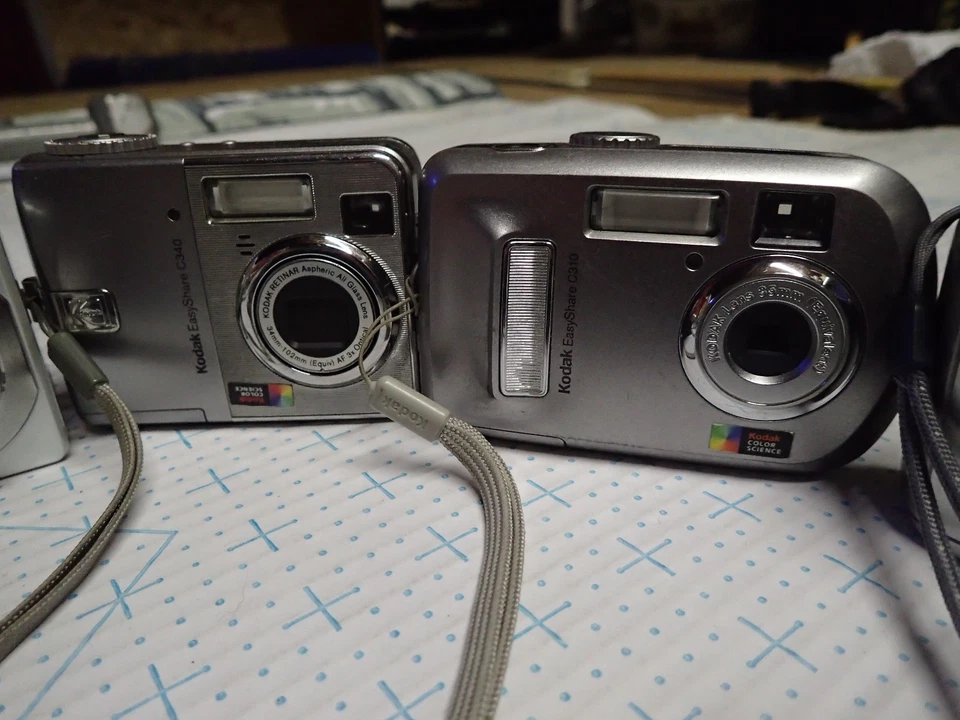 7 Lot / 6 Kodak Easyshare C310 340 713 CX4310 7330 7430 + 1 Nikon Coolpix 3100 - Image 4 of 4