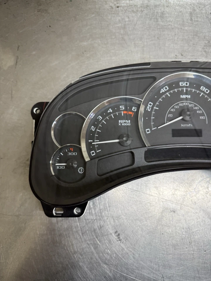 03-06 CADILLAC ESCALADE EXT CROMO CUADRO DE INSTRUMENTOS VELOCÍMETRO OEM Foto 4 de 4