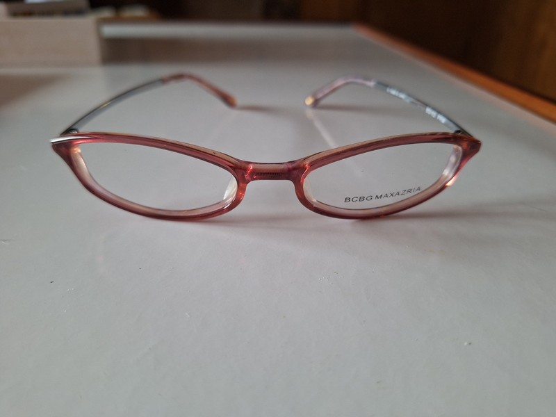 BCBG MAXAZRIA LAMINATE EYEGLASS FRAMES BG 162 51-18-142