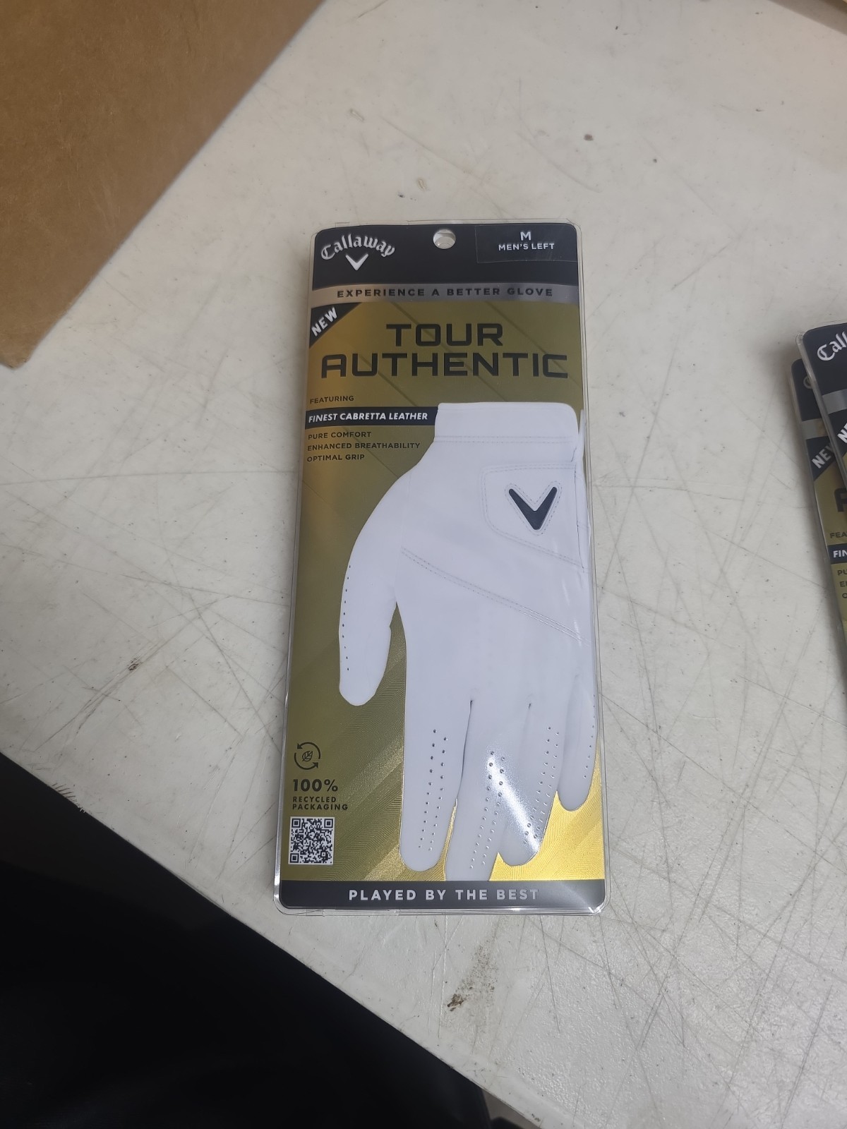 Callaway Tour Authentic Leather Glove Size Medium Fits LEFT Hand 2024 NEW
