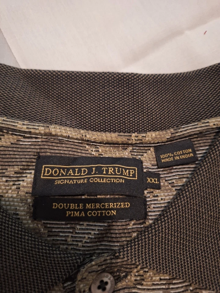 Donald J. Trump Signature Collection Polo – Size XXL - Image 4 of 4