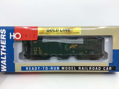 Holva cubierta HO Walthers 932-7973 Chicago y North Western PS-2 2893 CNW #95404 | Condition: Used
