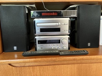 YAMAHA Pianocraft Stereo Musikanlage Receiver RX E-100,  CD Player CDX E-100,