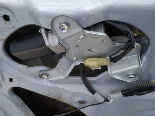 Scheibenwischermotor Hinten  Honda Jazz DE1180934-71