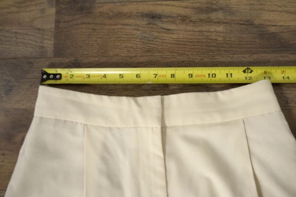 Pantalones de vestir plisados de moda Zara para mujer S marfil cintura alta pierna ancha con bolsillos Foto 3 de 4