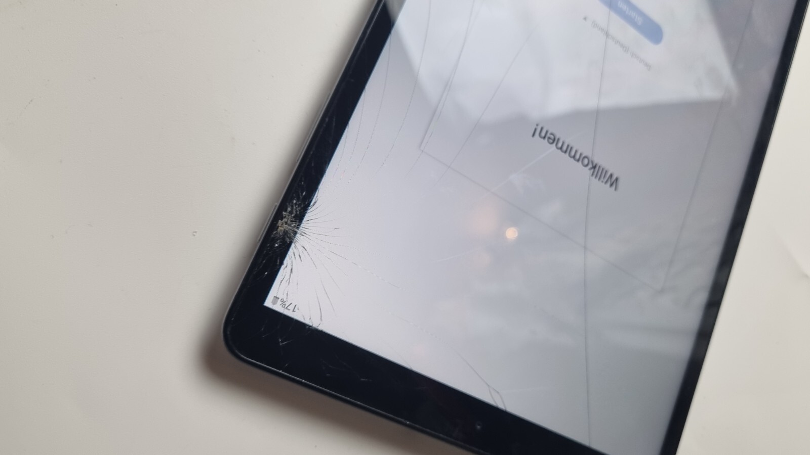 Glasbruch Samsung Galaxy Tab A (2019) 32GB, WLAN, 25,65 cm (10,1 Zoll) - Schwarz - Bild 4 von 5