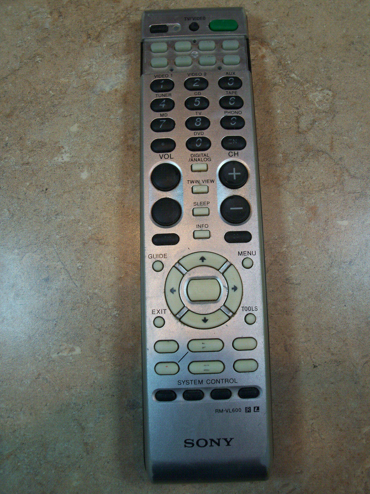Sony RMVL600 8Device Universal Learning Remote RMVL600/WM RMVL600TT