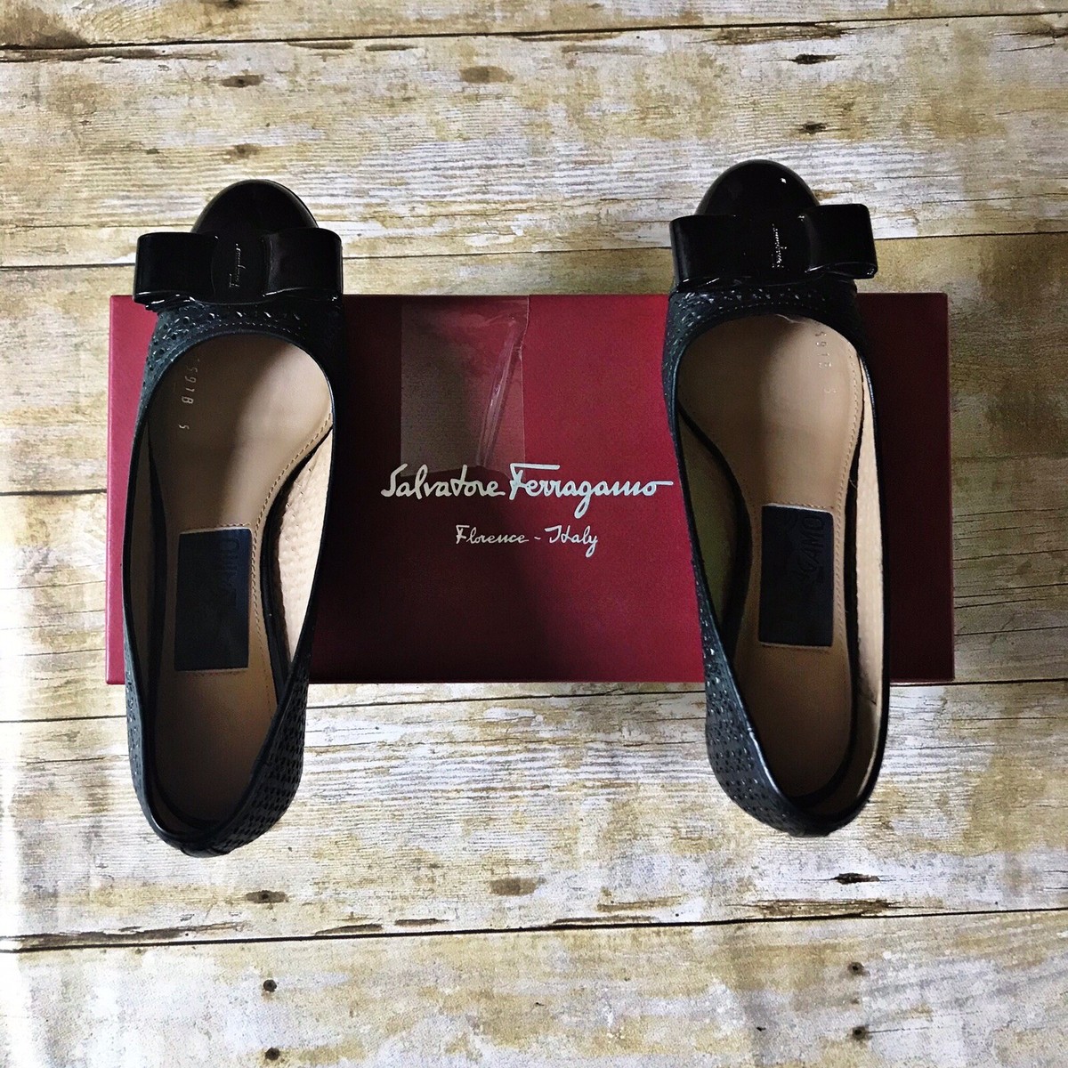 Salvatore Ferragamo Vara Cut Nero Calf Nero Kangaroo Black Salvatore Ferragamo Vara Cut Nero Calf Nero Kangaroo Black