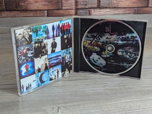 U2 3 Album CD Bundle Achtung Baby The Best Of 1980 - 1990 & 1990 - 2000 - Picture 5 of 16