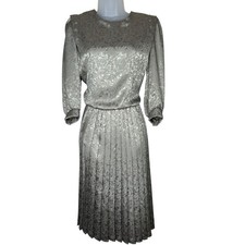 Bobby's Girl 80s Vintage Silver Rose Jacquard Midi Dress Size 10 Pleated USA