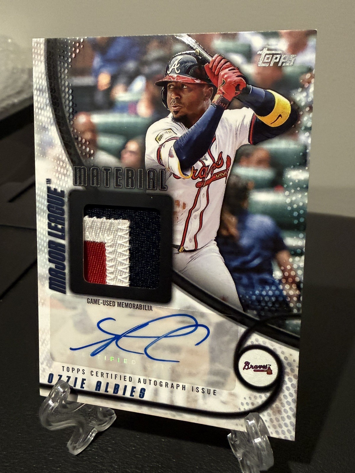 2025 Topps Ozzie Albies Major League Material patch auto /10 view 2