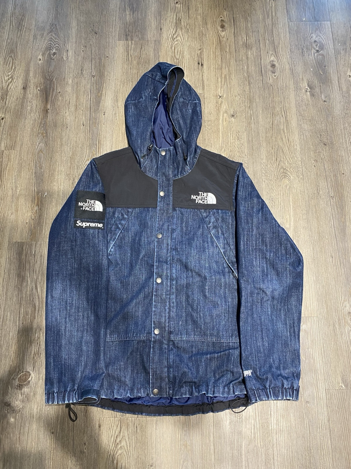 Supreme S/S 2015 The North Face Denim Dot Shot Jacket Indigo Large