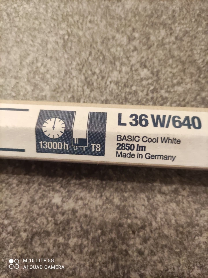 lampadine tubo neon Fluorescente Osram L36W/640 bianca 125cm cl. B disponibil 17 - Immagine 4 di 4
