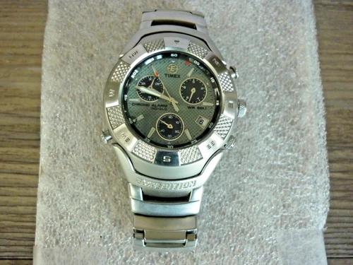 VINTAGE TIMEX QUARTZ WATCH EXPEDITION INDIGLO MENS ALARM CHRONO NEW BATTERY