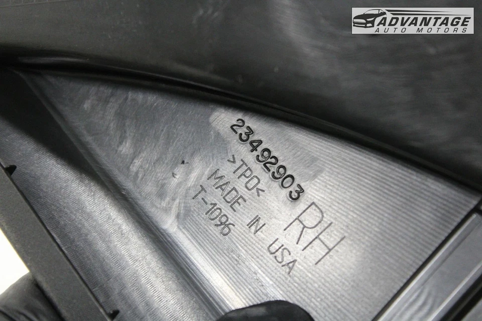 2015-2022 CHEVROLET COLORADO ПЕРЕДНЯЯ ПРАВАЯ БОКОВАЯ ДВЕРЬ ОКОННАЯ РАМА ОТДЕЛКА КРЫШКА OEM - Изображение 4 из 4