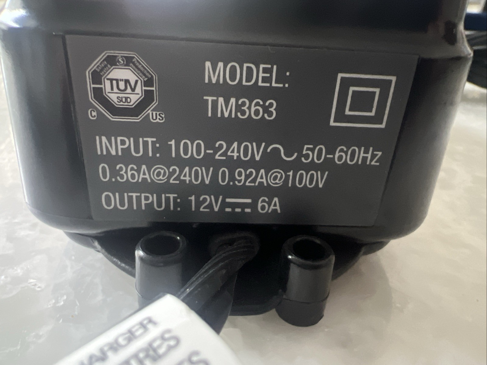 Aston Martin DB7 2005-2018 Battery charger
