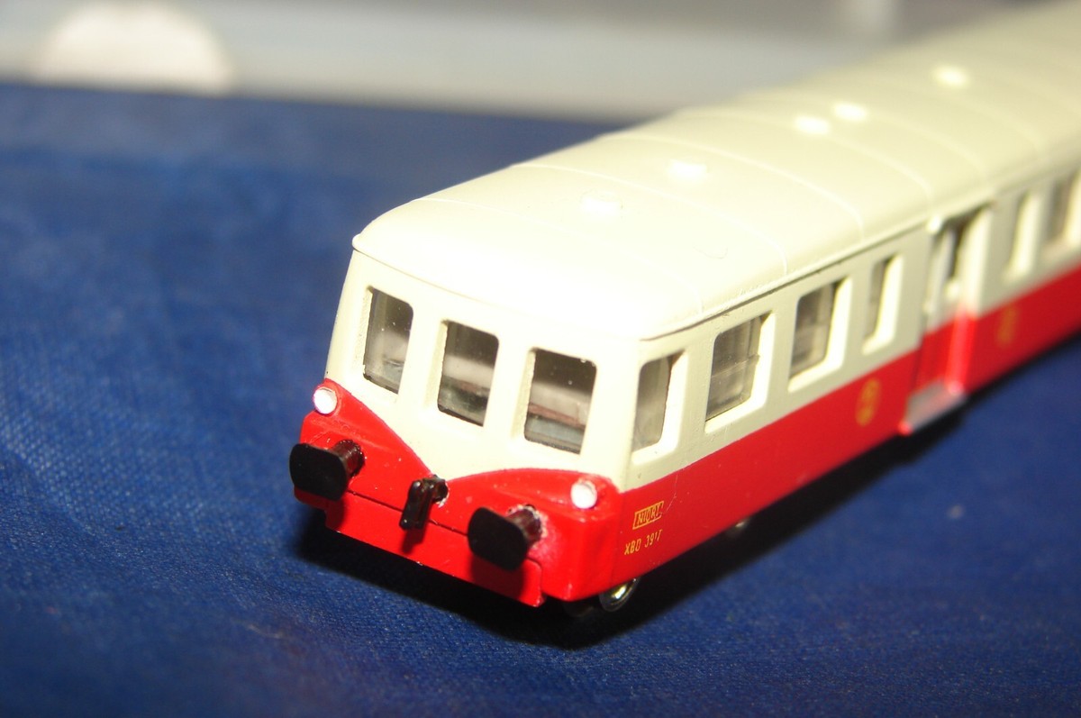 Locomotive Diesel Transmondia N - Autorail Picasso XBD 3917 SNCF - Boîte 380
