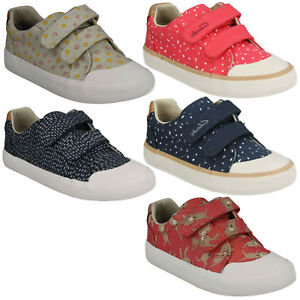 clarks girls summer shoes