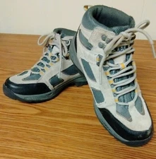 Denali Ventilated Womens Size 7 Lt. Gray Suede Hiking Trail Boots