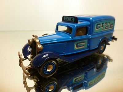 BROOKLIN MODELS 16 DODGE VAN 1936 CITY ICE - TWO TONE BLUE 1:43 - EXCELLENT - 7