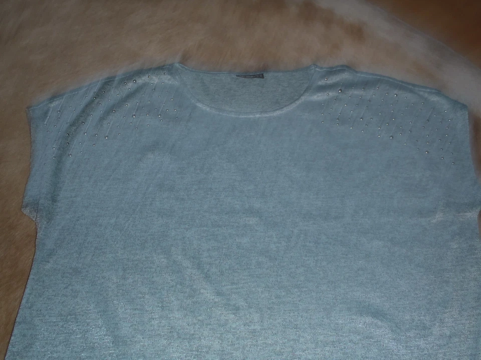 2 Janina Damen Shirts kurzarm Gr. 44 mit Nieten Basic unbedingt ansehen!! - Bild 2 von 4
