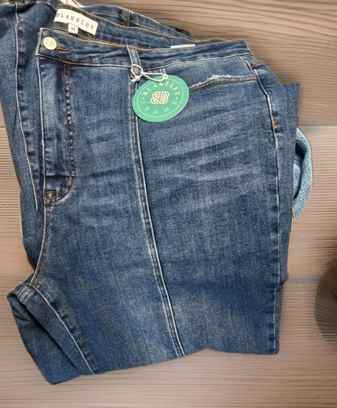 Blakely  Jeans High Waisted, Distressed 5x