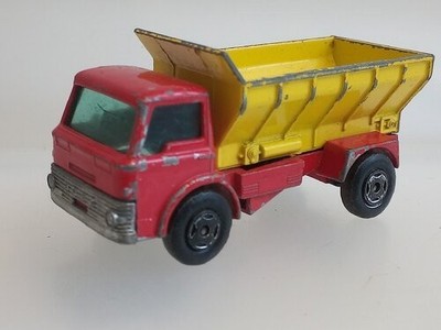  Grit Spreading Truck Matchbox Lesney Superfast No.70 #135