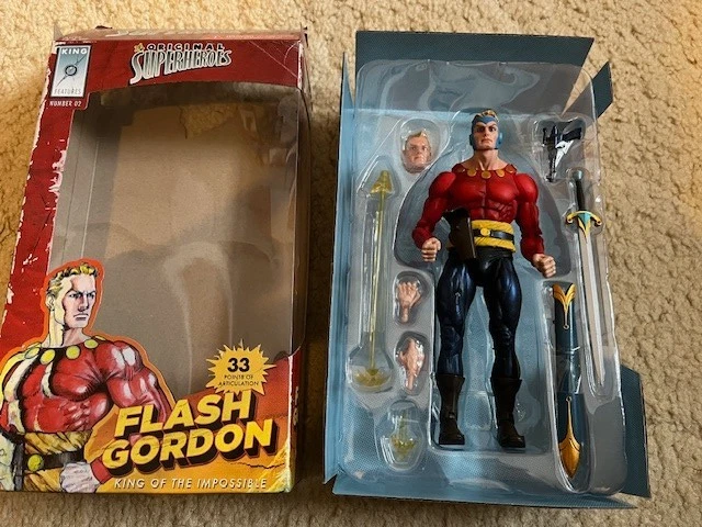 Figura de acción NECA The Original Superheroes Flash Gordon 2021 7" completa abierta Foto 2 de 4
