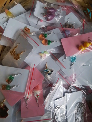  Restposten 10 Paar Neuheit Kitsch Boho Ohrringe zufälliger Mix Lucky Dip 