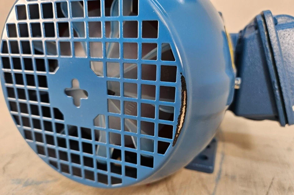 WEG W22 HT000406NPW22 AC Electric Motor 1HP 208/230/380/460v 1160 RPM 3PH Severe - Image 3 of 4