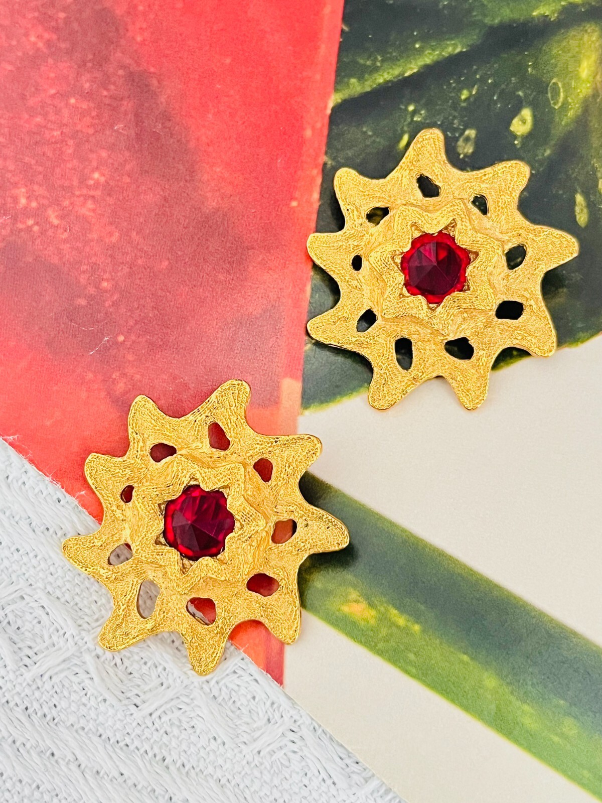 Orecchini Yves Saint Laurent YSL Vintage Gripoix Rubino Doppio Strato Clip Sunburst