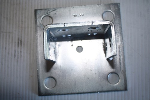 EATON B281SQZN STRUT POST BASE ZINC PLATED - BOX OF 5 SEE DESCRIPTION - Picture 4 of 5