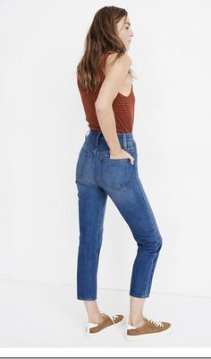 Mom Jean In Stratfield Wash AA585 