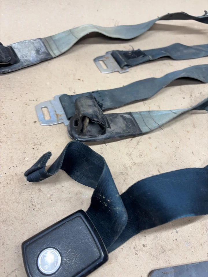 LOTE PROYECTO CINTURONES DE SEGURIDAD FORD MUSTANG 1964-1970 COMET GALAXIE TORINO CYCLONE 67 68 Foto 4 de 4