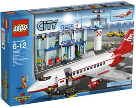 Lego Airport 3182 MegaCity Airport 2 Planes 13 Minis Ambulance CopCar 3 Building