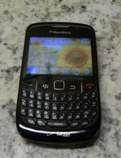 BlackBerry Curve QWERTY Keyboard Smartphone Black Color Display / Locked READ